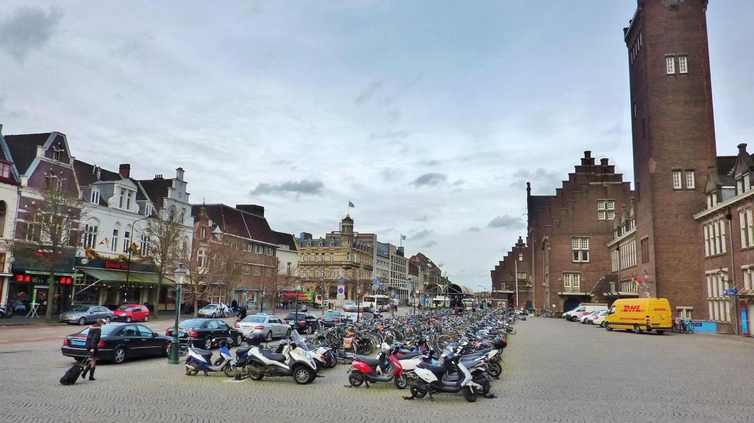 stationsplein.JPG