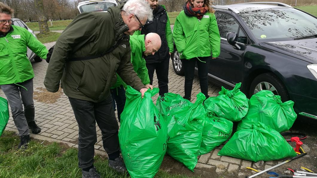 Coen van der Gugten in actie voor het milieu Coen van der Gugten